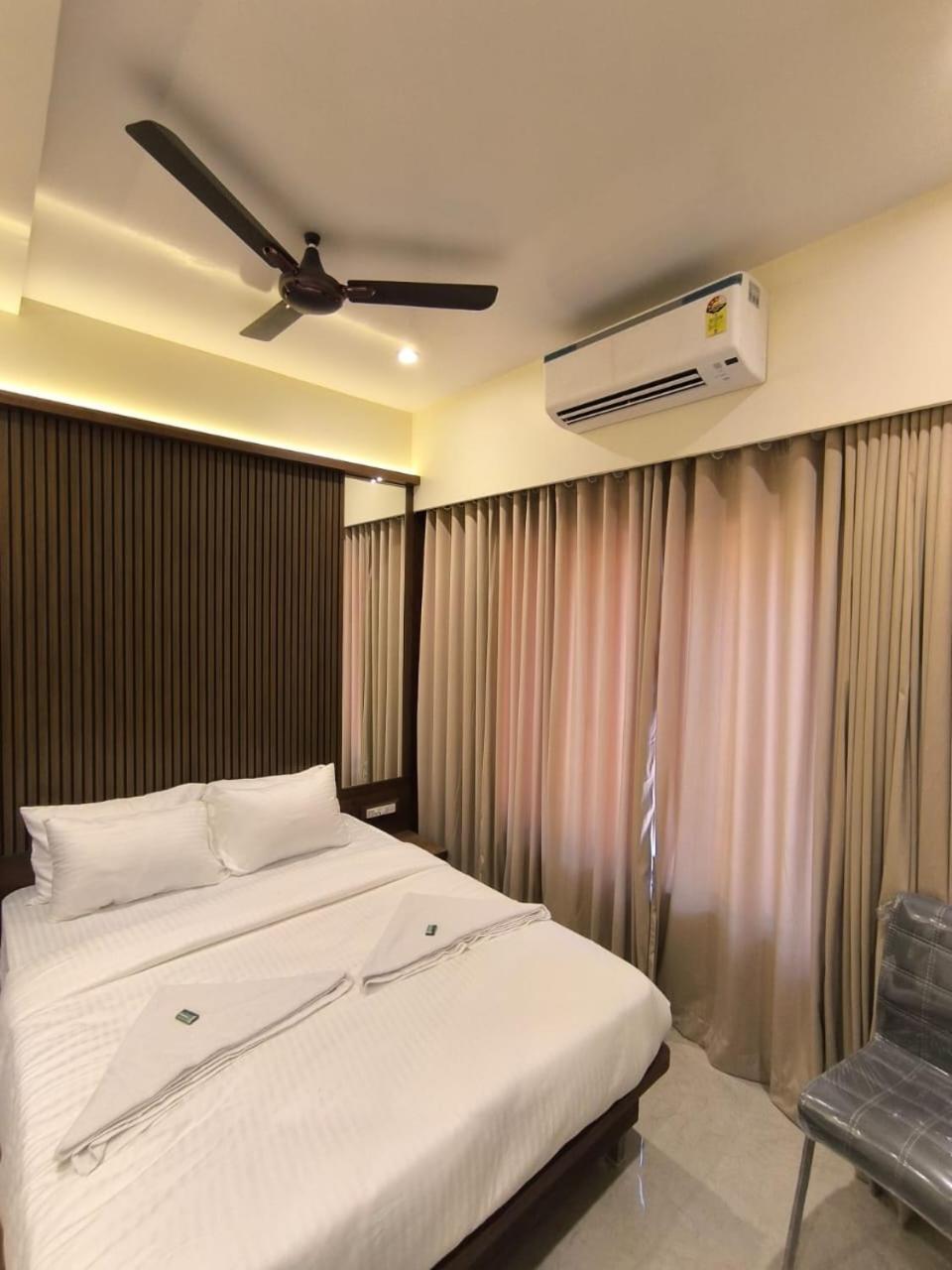 Sharan Residency Hotel Navi Mumbai Exterior foto
